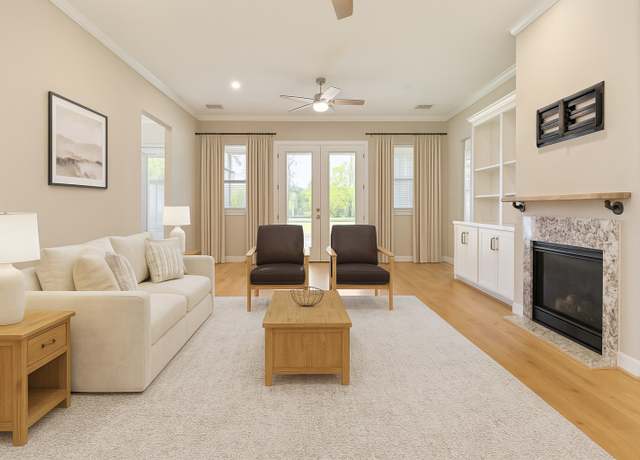 Property at 121 Bermuda Cir, Montgomery, TX 77356, 3 beds, 2.5 baths