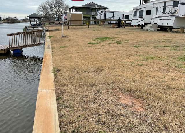 Property at 188-189 County Road 299 Heron, Sargent, TX 77414