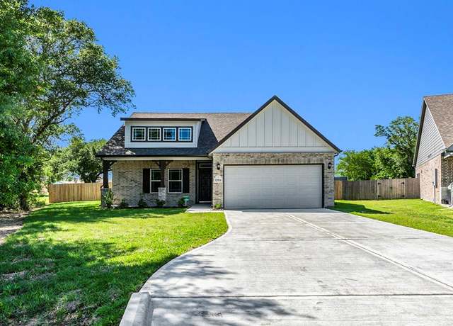 Property at 12924 Foster Cir, Willis, TX 77318, 4 beds, 2 baths
