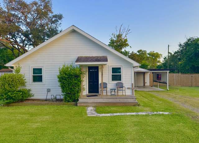 Property at 11837 13th St, Santa Fe, TX 77510, 2 beds, 1 bath