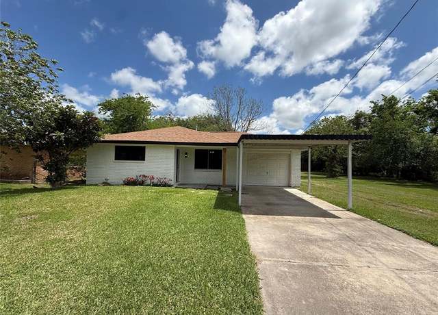 Property at 318 S Fulton St, Texas City, TX 77591, 3 beds, 1 bath