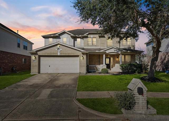 Property at 4722 Lunsford Hollow Ln, Friendswood, TX 77546, 5 beds, 3.5 baths