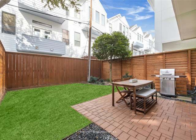 Property at 922 Patterson St, Houston, TX 77007, 3 beds, 3.5 baths