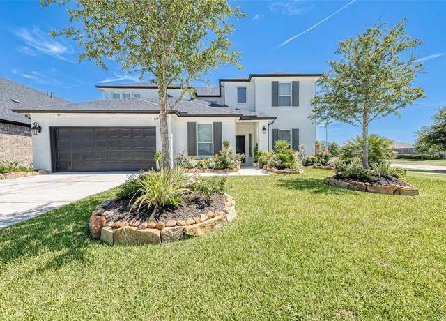 Property at 724 Corbin Crest Trl, La Porte, TX 77571, 5 beds, 4.5 baths