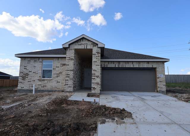 Property at 410 Monarch Trl, Huntsville, TX 77340, 4 beds, 2 baths