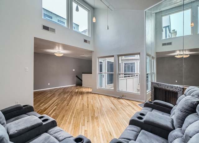 Property at 6008 Inwood Dr, Houston, TX 77057, 3 beds, 2.5 baths