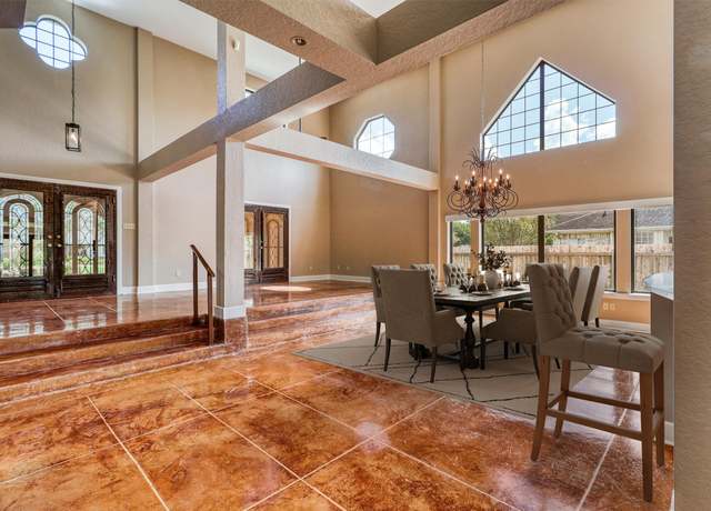 Property at 1802 Kelving Way Ct, Wharton, TX 77488, 3 beds, 2.5 baths