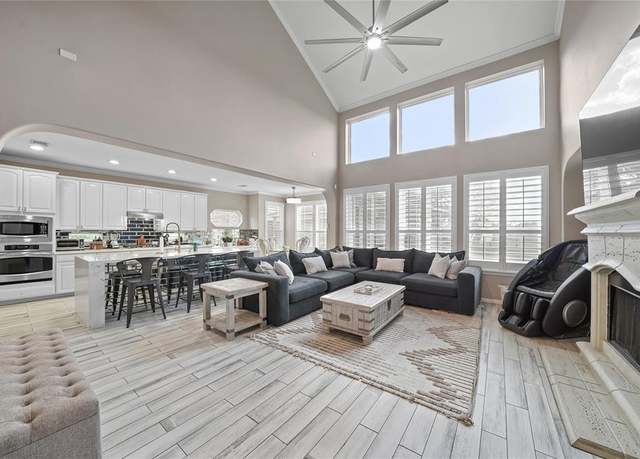 Property at 2614 Rose Bay Dr, Pearland, TX 77584, 4 beds, 3.5 baths