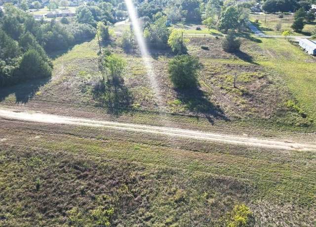 Property at 00 1st St, Hempstead, TX 77445