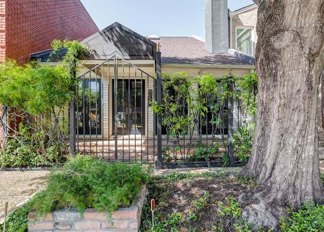Property at 7628 Del Monte Dr, Houston, TX 77063, 3 beds, 2 baths