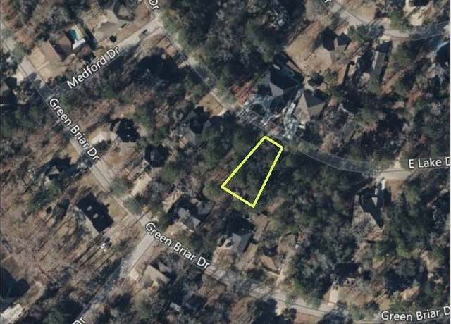 Property at 1851 E Lake Dr, Huntsville, TX 77340