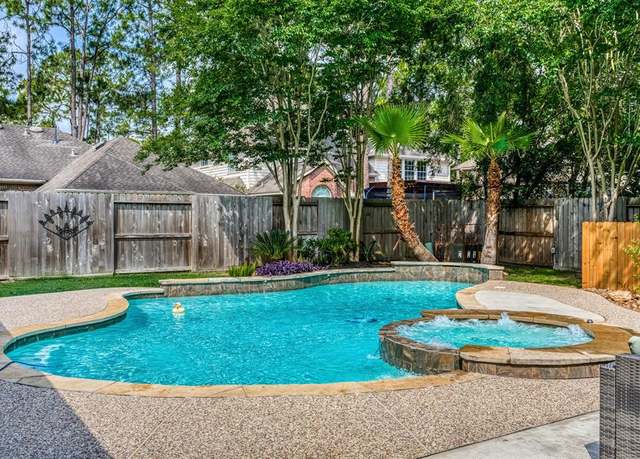 Property at 4011 N Water Iris Ct, Houston, TX 77059, 5 beds, 3.5 baths