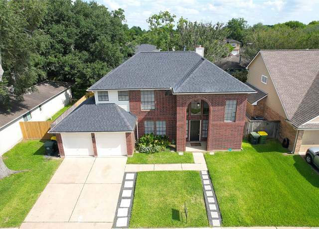 Property at 2919 Norwich St, Pearland, TX 77584, 4 beds, 2.5 baths
