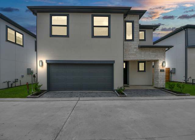 Property at 3217 Royal Oaks Hollow Ln, Houston, TX 77082, 3 beds, 2.5 baths
