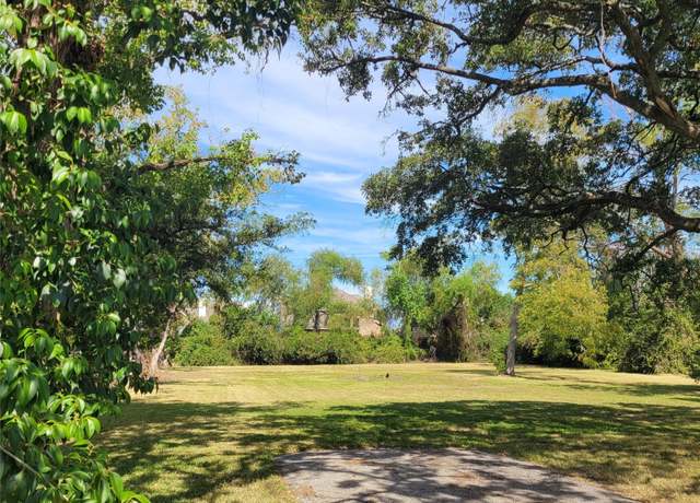 Property at 1018 E Meyer Rd, Seabrook, TX 77586