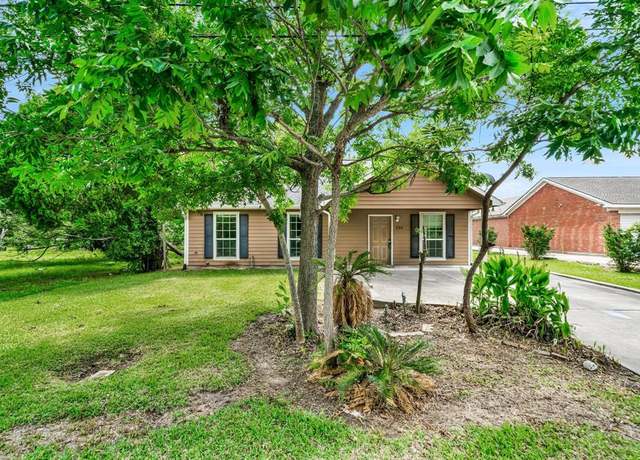 Property at 326 S Bell Dr, Texas City, TX 77591, 3 beds, 2 baths