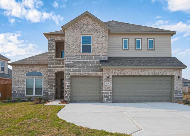 Property at 1021 Comal Trl, Dayton, TX 77535, 4 beds, 3.5 baths