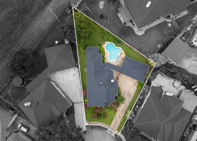 Property at 1100 Rippling Springs Ln, League City, TX 77573, 3 beds, 2 baths