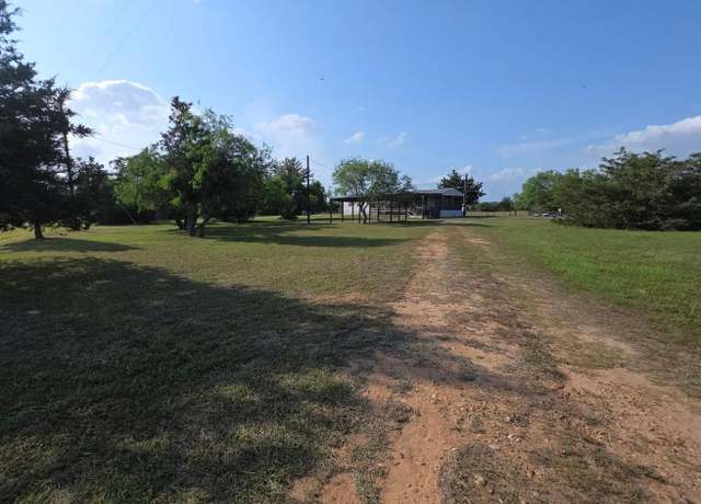 Property at 1245 Cr 211, Weimar, TX 78962, 2 beds, 2 baths
