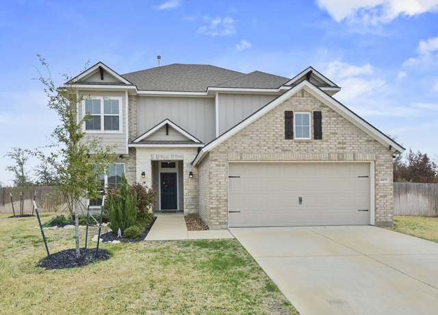 Property at 4105 Gregg Ct, College Station, TX 77845, 5 beds, 3.5 baths