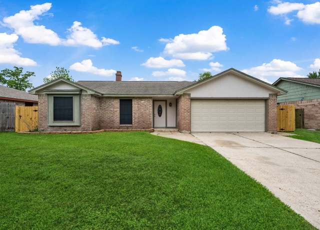 Property at 4023 Broken Elm Dr, Spring, TX 77388, 4 beds, 2 baths
