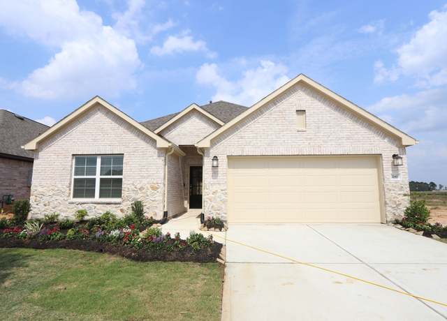 Property at 21410 Villa Spruce Ln, Tomball, TX 77377, 4 beds, 3 baths