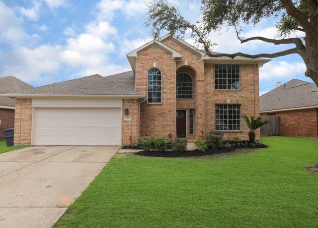 Property at 10525 Spencer Landing Ln, La Porte, TX 77571, 3 beds, 2.5 baths