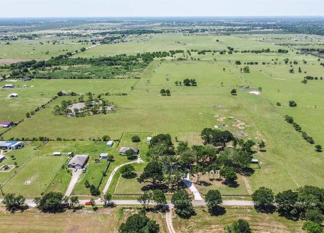 Property at 11811 Schmidt Rd, Waller, TX 77484, 3 beds, 2 baths