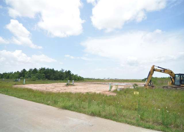 Property at 7716 Amanda Dr, Cleveland, TX 77327