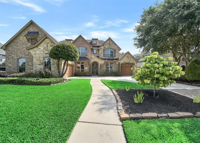 Property at 12818 Tamarack Bend Ln, Humble, TX 77346, 4 beds, 4.5 baths