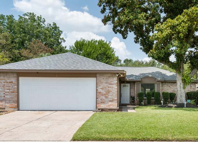 Property at 3127 Windmill St, Sugar Land, TX 77479, 3 beds, 2 baths