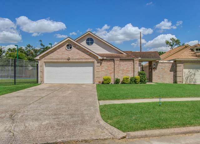 Property at 4638 Green Trail Dr, Houston, TX 77084, 3 beds, 2 baths