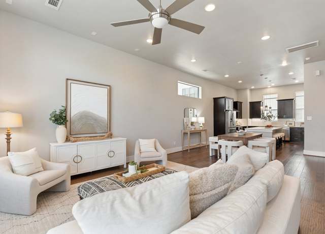 Property at 5711 Larkin St Unit A, Houston, TX 77007, 3 beds, 3.5 baths