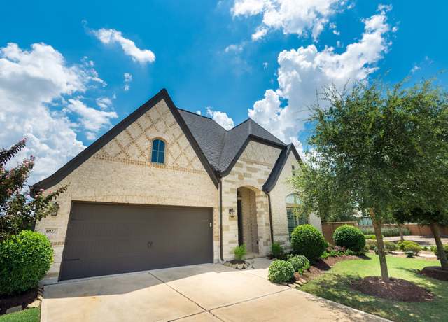 Property at 6927 Pondhawk Dr, Katy, TX 77493, 4 beds, 3.5 baths