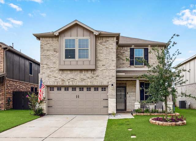 Property at 328 Appaloosa Dr, Alvin, TX 77511, 4 beds, 2.5 baths