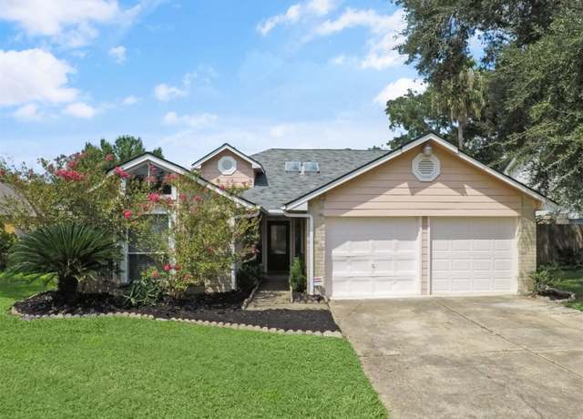 Property at 15618 Barbarossa Dr, Houston, TX 77083, 3 beds, 2 baths