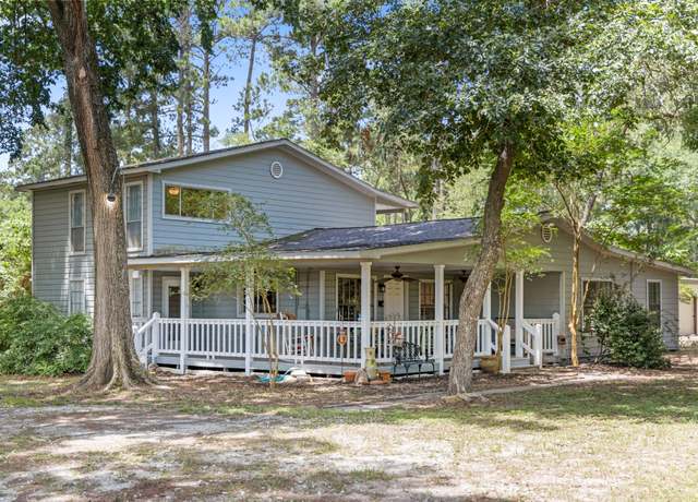 Property at 32901 Pine Tree Ln, Waller, TX 77484, 3 beds, 2.5 baths