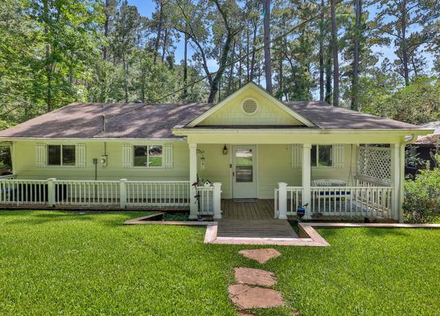 Property at 1251 Lakeview Estates Dr, Coldspring, TX 77331, 4 beds, 2 baths