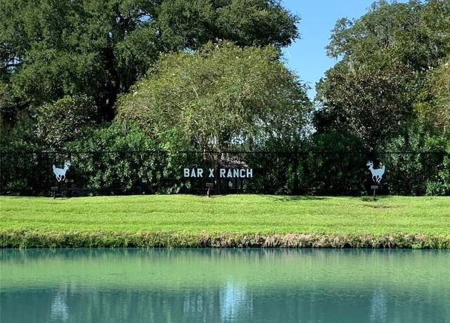 Property at 330 Sandy Trl, Angleton, TX 77515