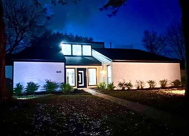 Property at 1410 Cedar Pass Ct, Houston, TX 77077, 4 beds, 2.5 baths