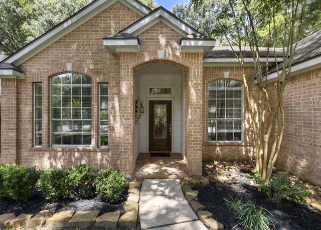 Property at 130 S Hollylaurel Cir, Spring, TX 77382, 3 beds, 2 baths
