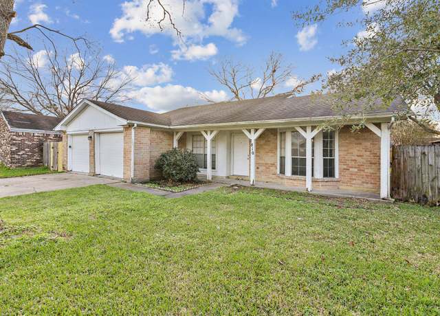 Property at 1810 Kingman Dr, Missouri City, TX 77489, 3 beds, 2 baths