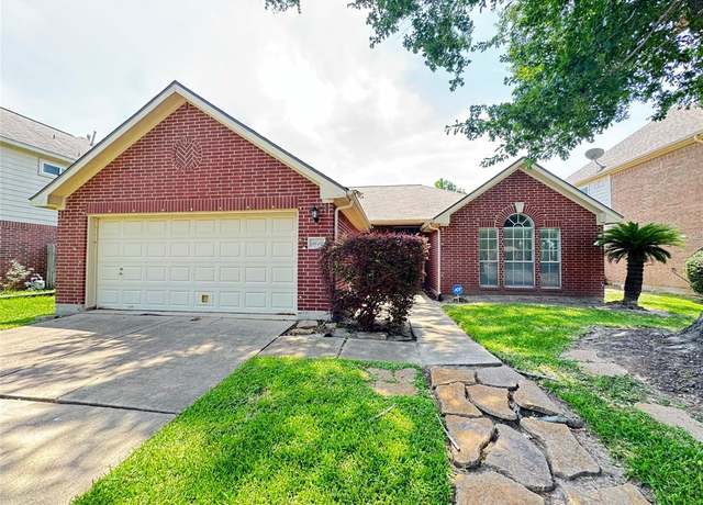 Property at 3619 Strartford Arms Ln, Sugar Land, TX 77498, 3 beds, 2 baths