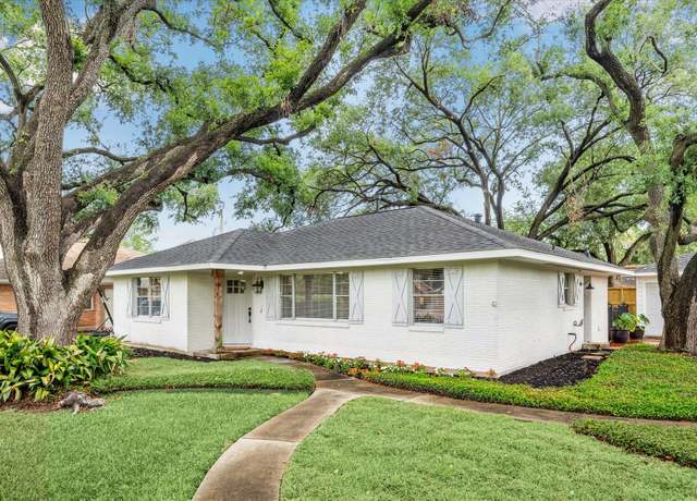 Property at 1606 Willowby Dr, Houston, TX 77008, 3 beds, 2 baths
