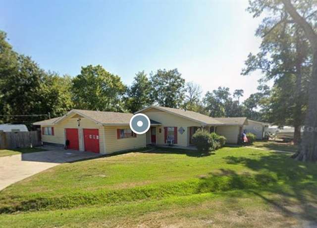 Property at 4220 Redwood Dr, Beaumont, TX 77703, 5 beds, 3 baths