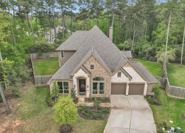 Property at 402 Changing Tide Ct, Conroe, TX 77318, 5 beds, 4 baths