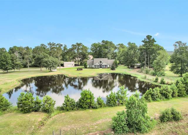 Property at 10810 Farrell Rd, Willis, TX 77378, 3 beds, 3.5 baths