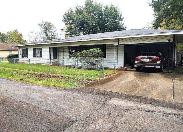 Property at 4025 Marie St, Beaumont, TX 77705, 2 beds, 1 bath