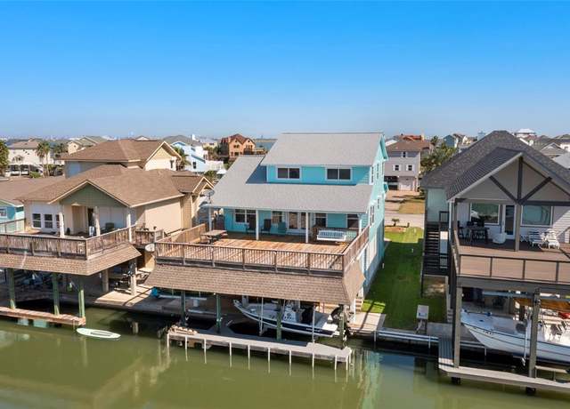 Property at 1815 Tiki Dr, Tiki Island, TX 77554, 3 beds, 2.5 baths