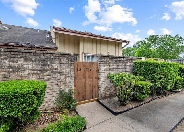 Property at 12619 Newbrook Dr, Houston, TX 77072, 2 beds, 1.5 baths
